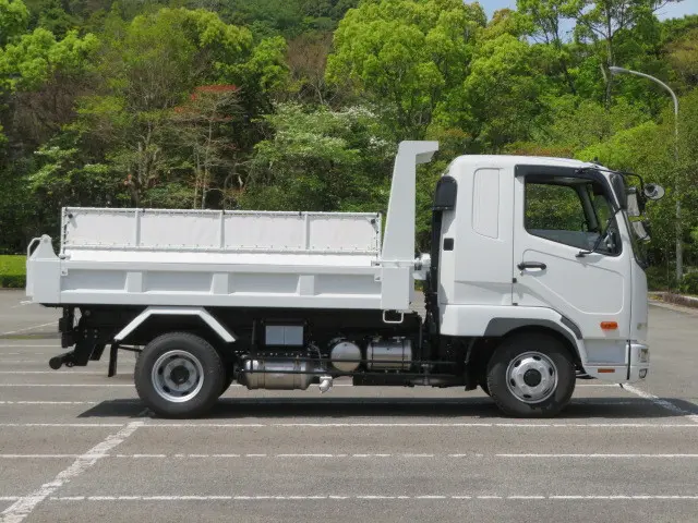 三菱 ファイター 2KG-FK62F(2WD)の写真5