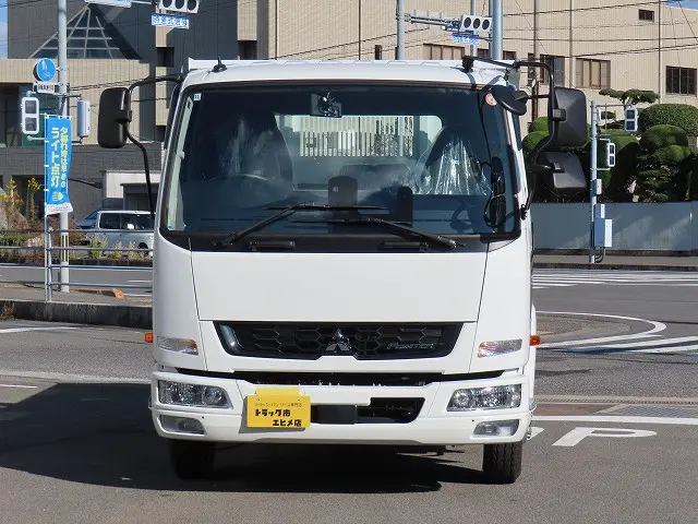 三菱 ファイター 2KG-FK62F(2WD)の写真6