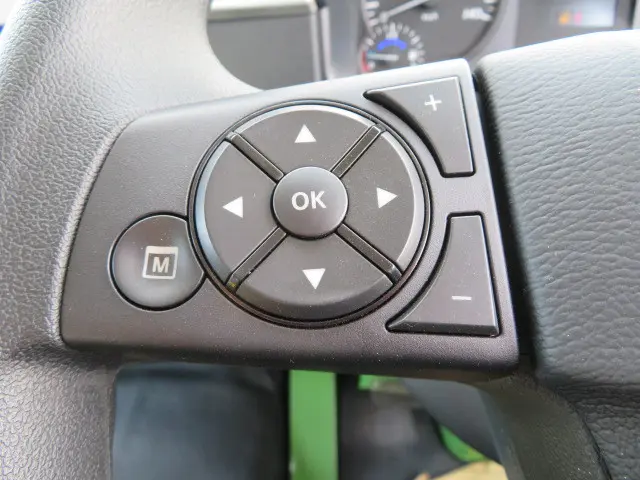 三菱 ファイター 2KG-FK62F(2WD)の写真15