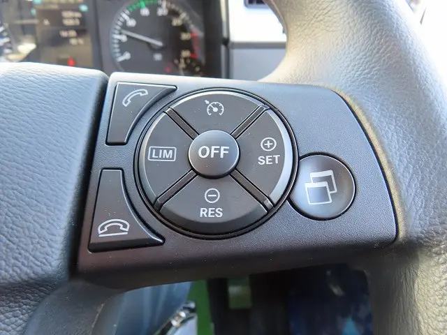 三菱 ファイター 2KG-FK62F(2WD)の写真17