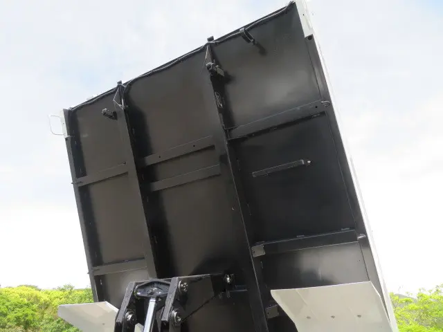 三菱 ファイター 2KG-FK62F(2WD)の写真50