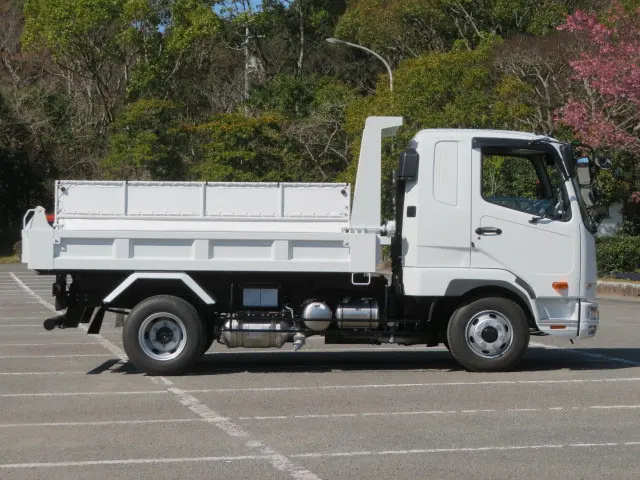 三菱 ファイター 2KG-FK62F(2WD)の写真5