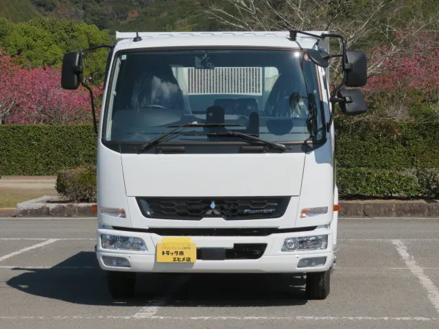 三菱 ファイター 2KG-FK62F(2WD)の写真6