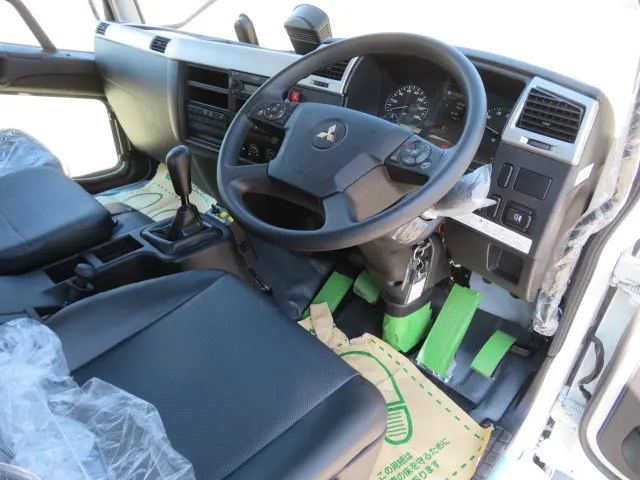 三菱 ファイター 2KG-FK62F(2WD)の写真10