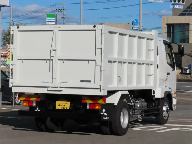 三菱 ファイター 2KG-FK62F(2WD)の写真3