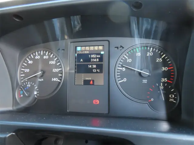 三菱 ファイター 2KG-FK62F(2WD)の写真12