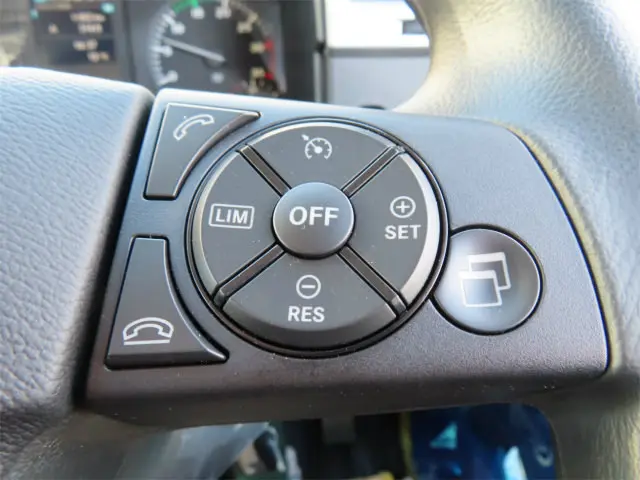 三菱 ファイター 2KG-FK62F(2WD)の写真15