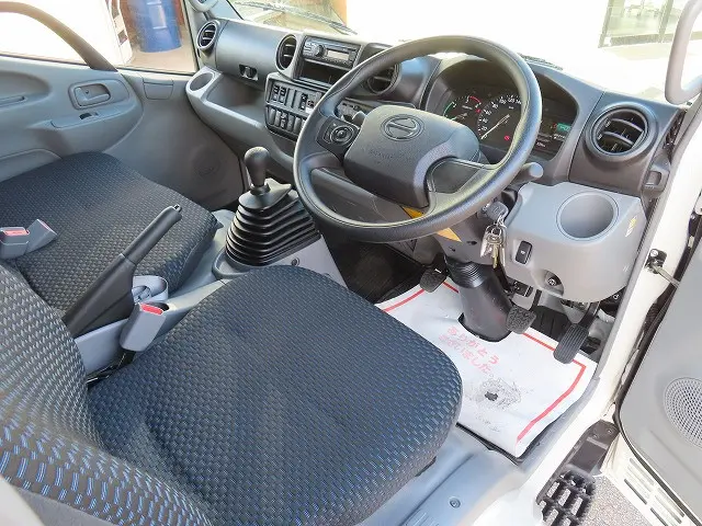 日野 デュトロ 2KG-XZU655M(2WD)の写真12