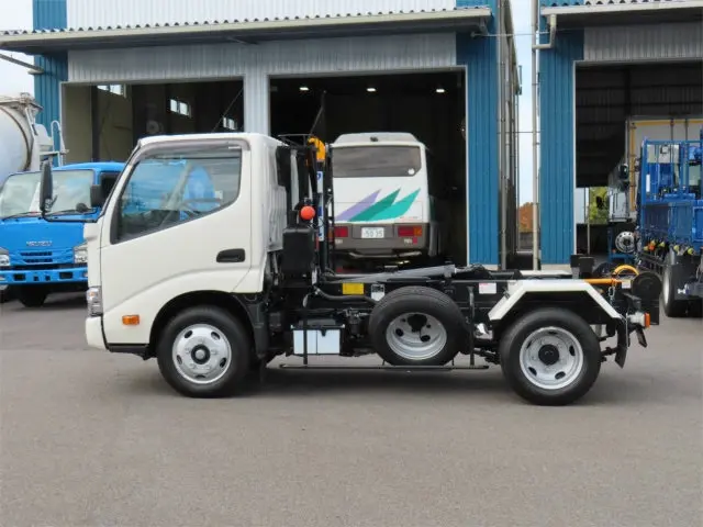 日野 デュトロ 2KG-XZU605M(2WD)の写真4