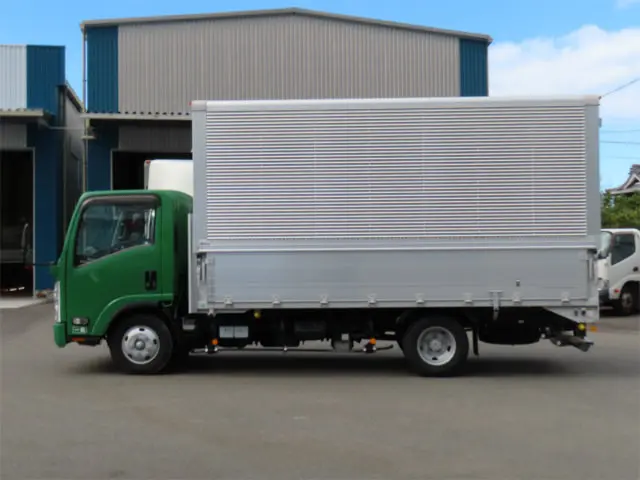 いすゞ エルフ 2RG-NPR88AN(2WD)の写真3