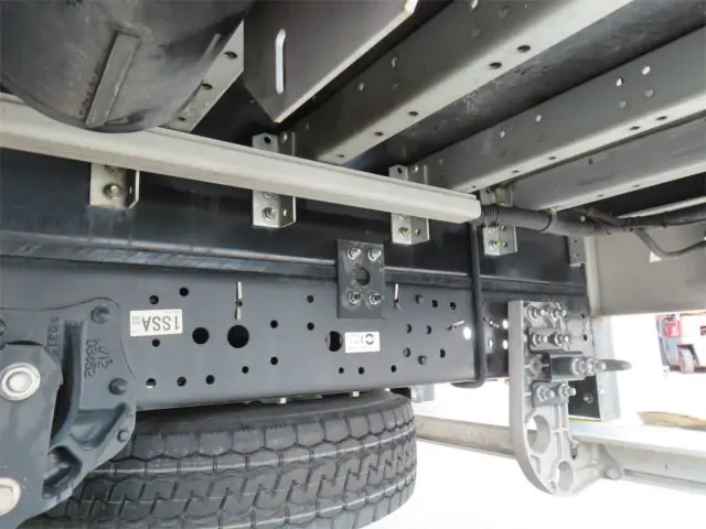 いすゞ エルフ 2RG-NPR88AN(2WD)の写真45