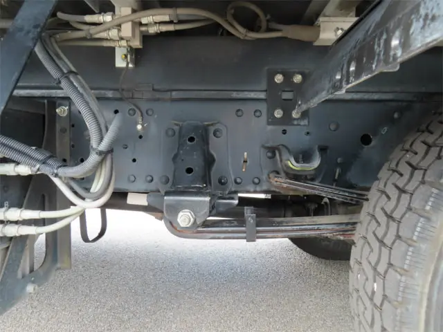 いすゞ エルフ 2RG-NPR88AN(2WD)の写真48