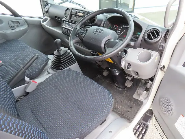日野 デュトロ 2KG-XZU605M(2WD)の写真10