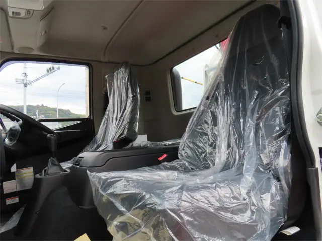 三菱 ファイター 2KG-FK62F(2WD)の写真11