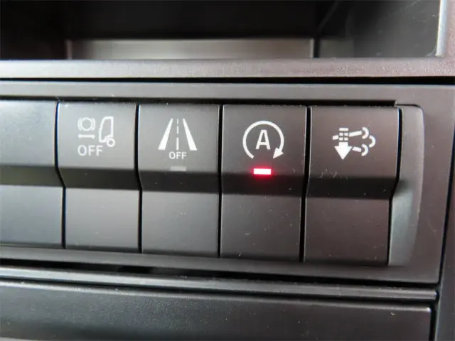 三菱 ファイター 2KG-FK62F(2WD)の写真15