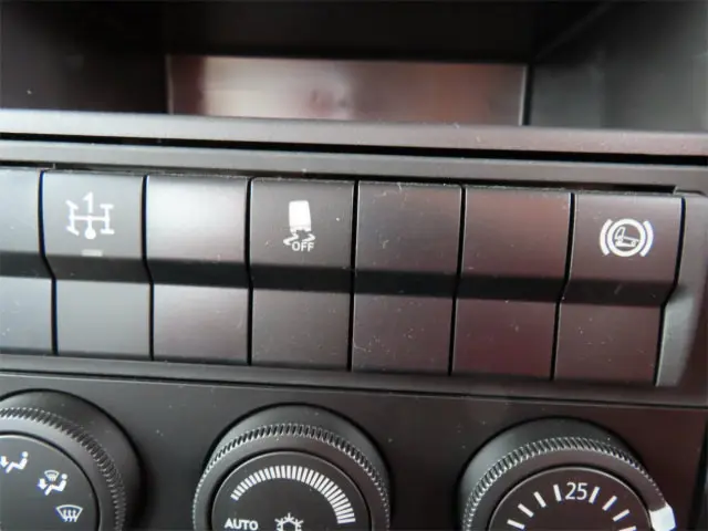 三菱 ファイター 2KG-FK62F(2WD)の写真16