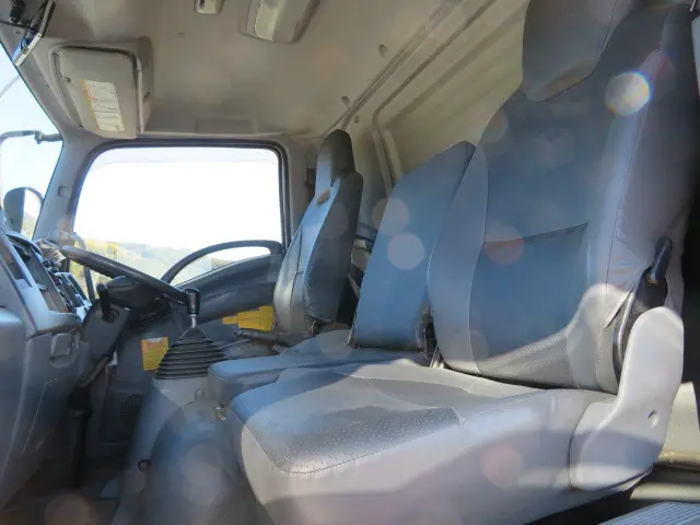 いすゞ フォワード SKG-FRR90S2(2WD)の写真11