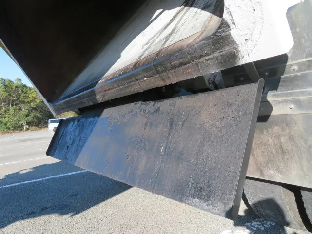 いすゞ フォワード SKG-FRR90S2(2WD)の写真25