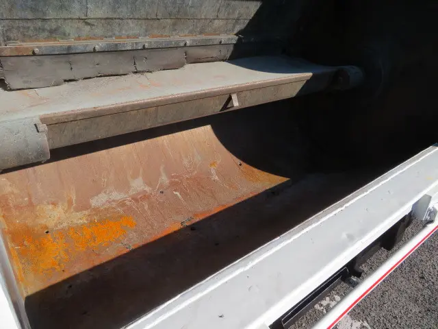 いすゞ フォワード SKG-FRR90S2(2WD)の写真32