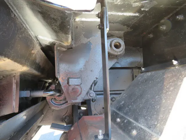 いすゞ フォワード SKG-FRR90S2(2WD)の写真44