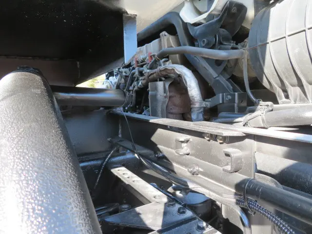 いすゞ フォワード SKG-FRR90S2(2WD)の写真48