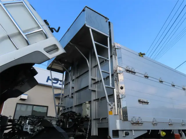 三菱 ファイター QKG-FK62FZ(2WD)の写真37