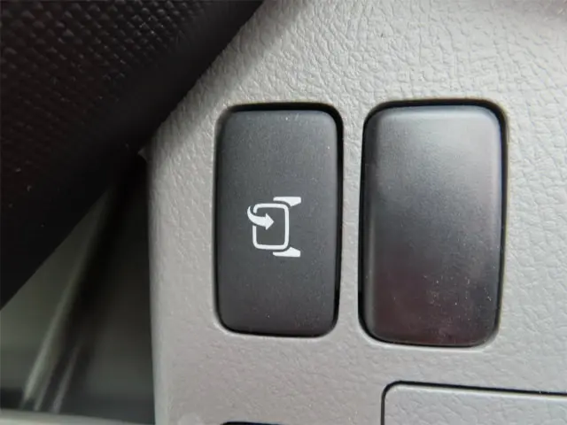 日野 デュトロ 2KG-XZU722M(2WD)の写真18