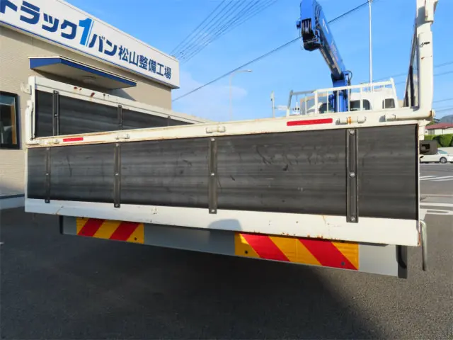 いすゞ フォワード 2PG-FRR90S2(2WD)の写真27