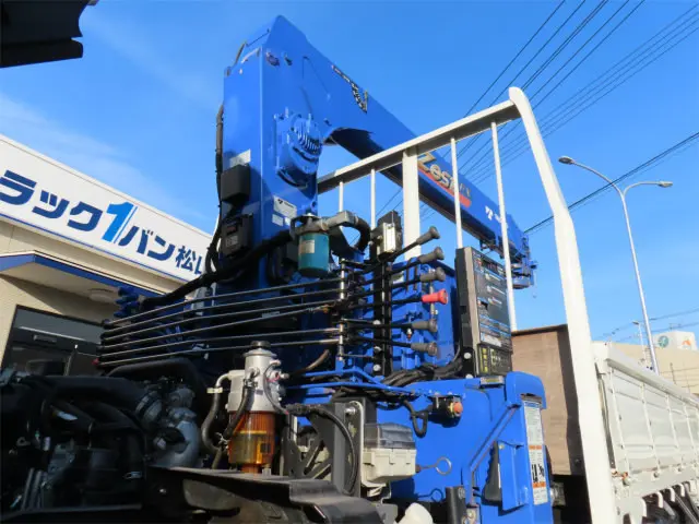 いすゞ フォワード 2PG-FRR90S2(2WD)の写真33