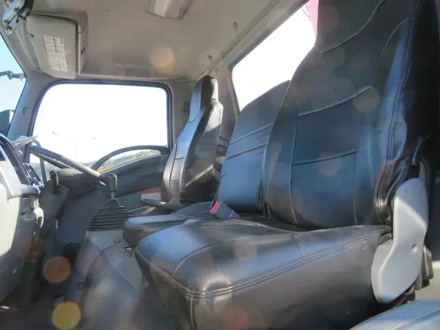 いすゞ フォワード TKG-FRR90S1(2WD)の写真11