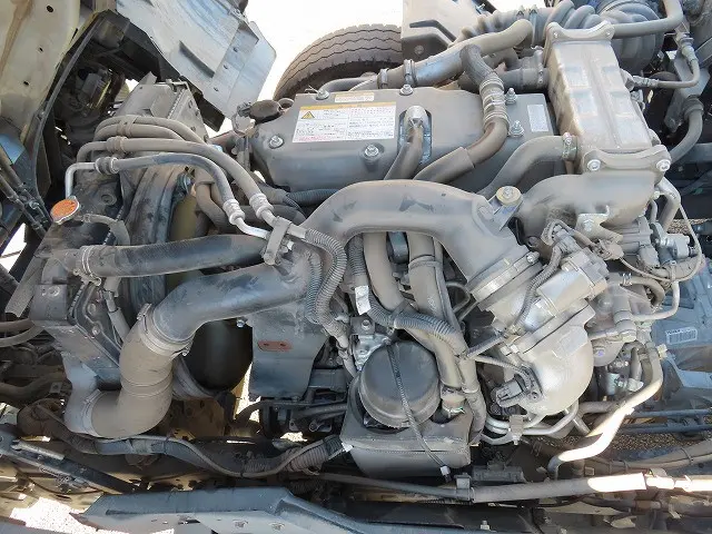 いすゞ フォワード 2RG-FTR90U2(2WD)の写真5