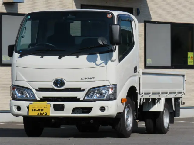 トヨタ ダイナ 3BF-TRY230(2WD)の写真2