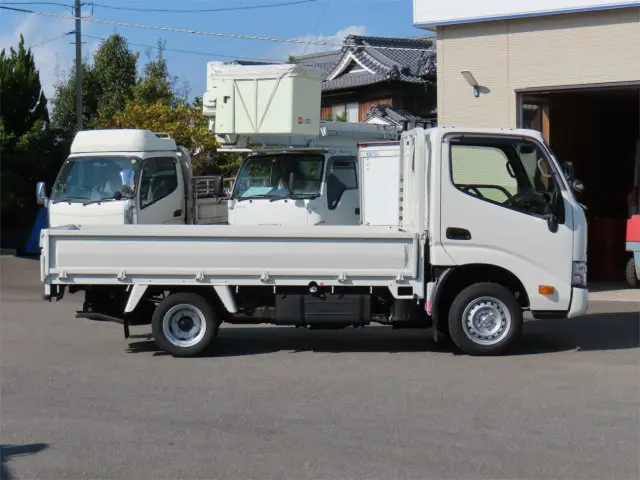 トヨタ ダイナ 3BF-TRY230(2WD)の写真5