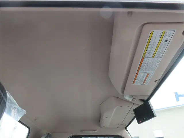 三菱 キャンター 2PG-FEB90(2WD)の写真24