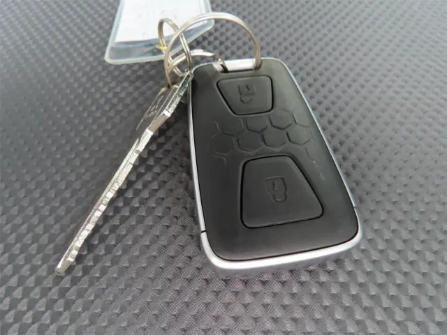 三菱 キャンター 2PG-FEB90(2WD)の写真21