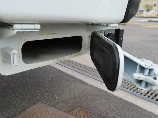 三菱 キャンター 2PG-FEB90(2WD)の写真37