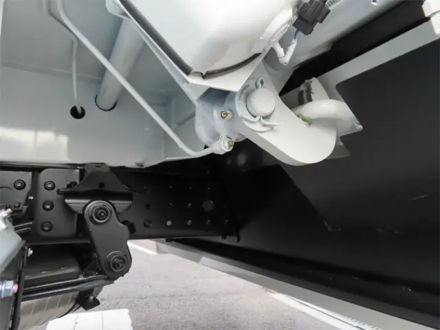 三菱 キャンター 2PG-FEB90(2WD)の写真45