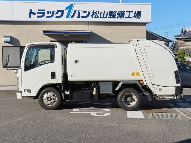 いすゞ エルフ TPG-NMR85N(2WD)の写真3