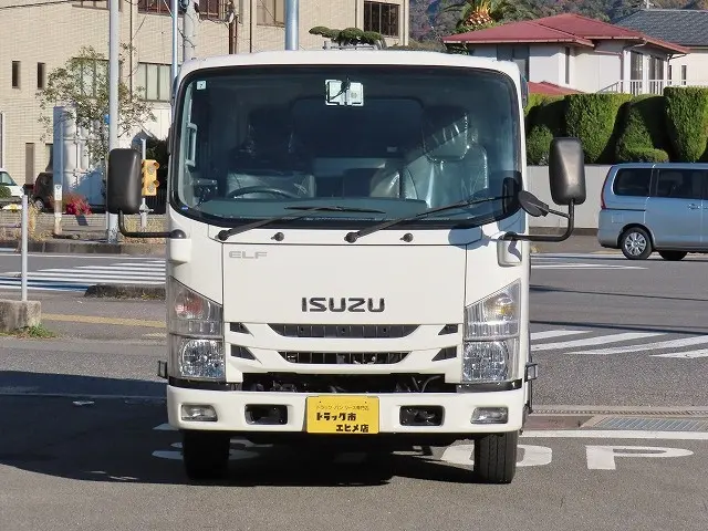 いすゞ エルフ TPG-NMR85N(2WD)の写真5