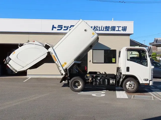 いすゞ エルフ TPG-NMR85N(2WD)の写真8