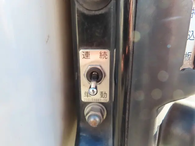 いすゞ エルフ TPG-NMR85N(2WD)の写真35