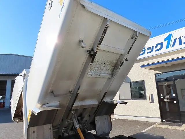 いすゞ エルフ TPG-NMR85N(2WD)の写真49