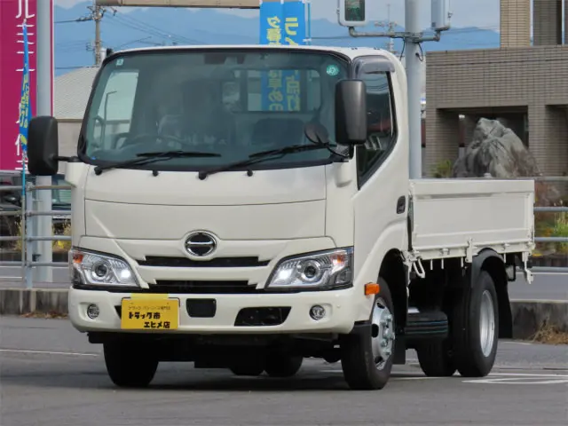日野 デュトロ 2KG-XZC605M(2WD)の写真1