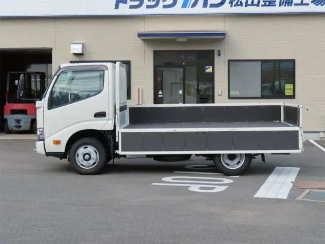 日野 デュトロ 2KG-XZC605M(2WD)の写真8