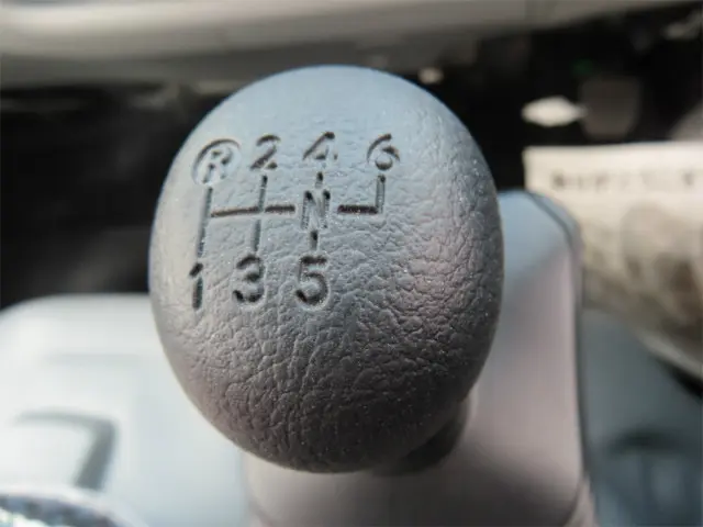 日野 デュトロ 2KG-XZC605M(2WD)の写真21