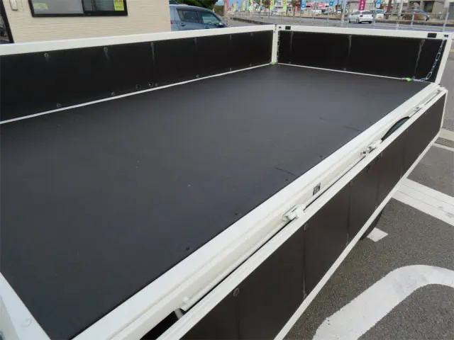 日野 デュトロ 2KG-XZC605M(2WD)の写真31