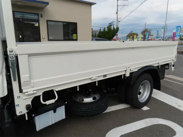 日野 デュトロ 2KG-XZC605M(2WD)の写真33