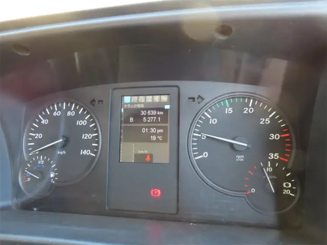 三菱 ファイター 2KG-FK62FZ(2WD)の写真12