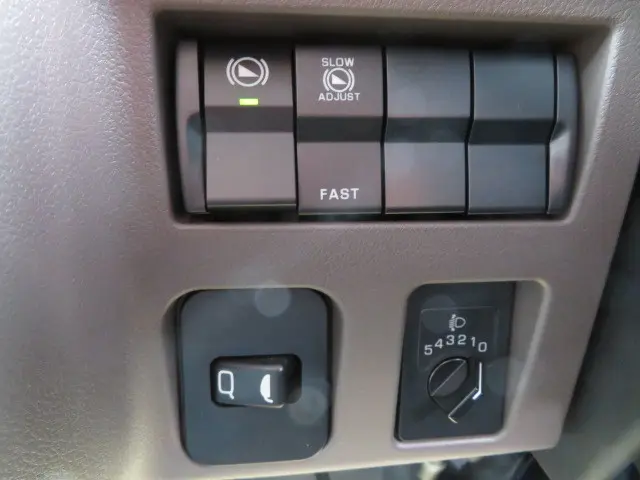 三菱 キャンター 2RG-FBA60(2WD)の写真16