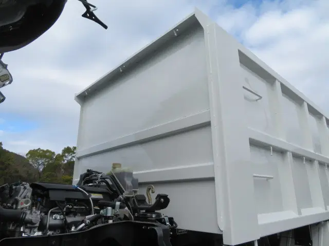 三菱 キャンター 2RG-FBA60(2WD)の写真34